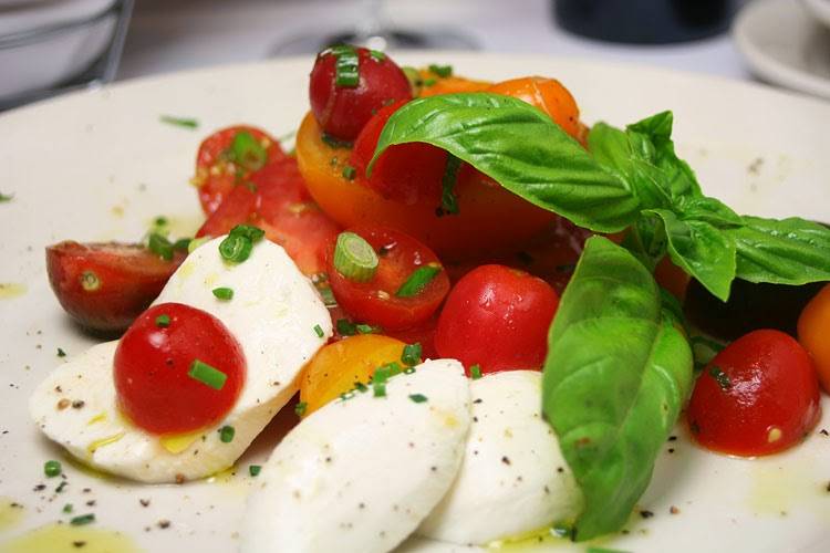 Caffè Bella | cafe | 19 Warren St, Randolph, MA 02368, USA | 7819617729 OR +1 781-961-7729