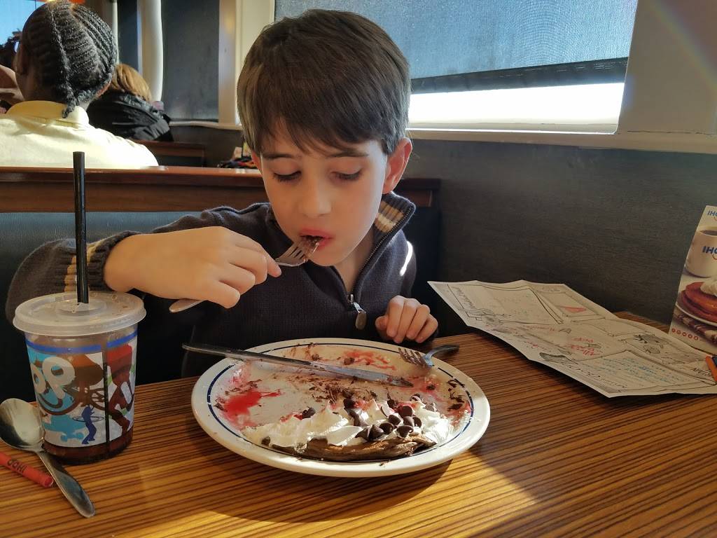 IHOP | restaurant | 12128 S U.S. 71 Hwy, Grandview, MO 64030, USA | 8166731226 OR +1 816-673-1226