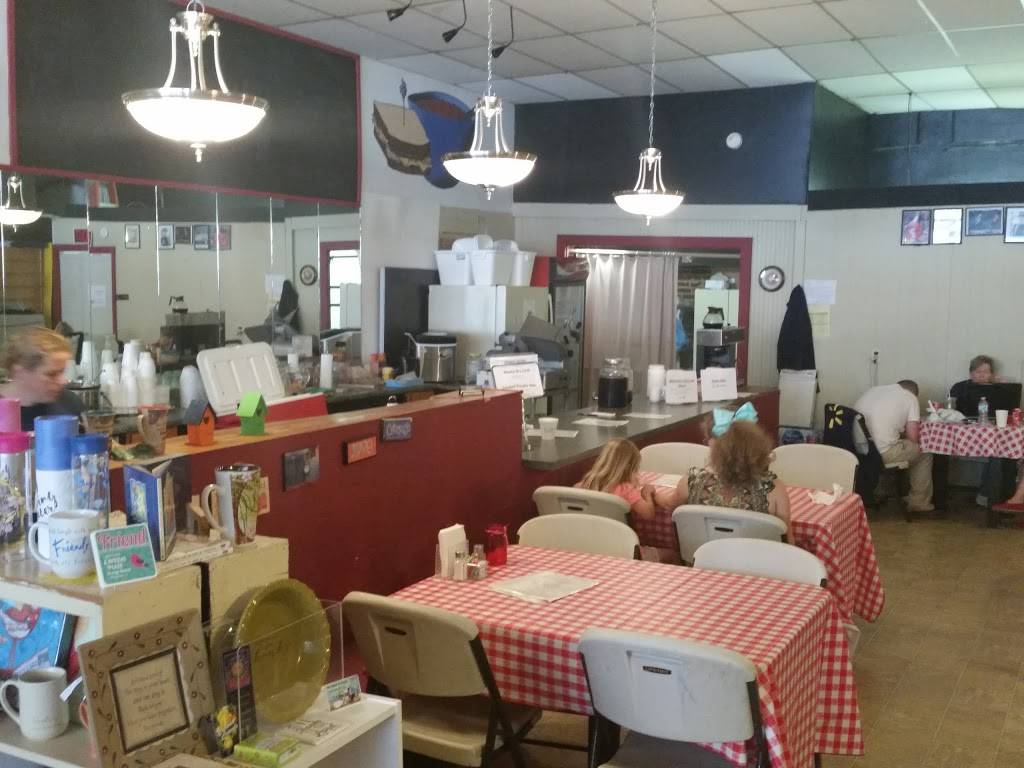 Mama Ds | restaurant | 605 D, N Main St, Ashland City, TN 37015, USA | 6152461206 OR +1 615-246-1206