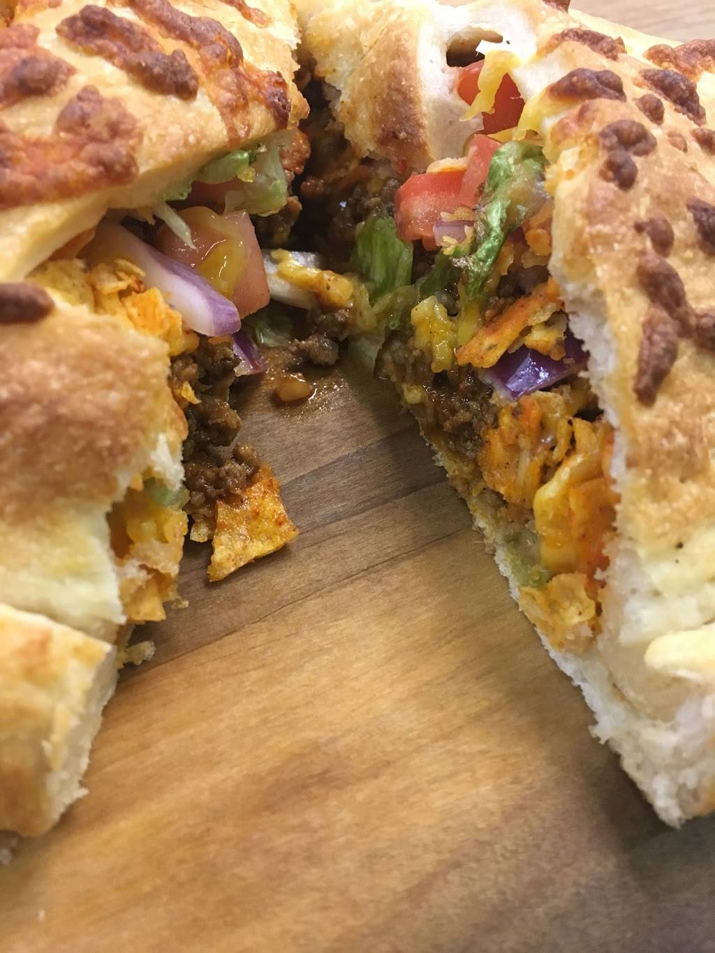 Garrett Fountain (Garrett) | restaurant | 6241 Ky Rt 550, Garrett, KY 41630, USA | 6063580100 OR +1 606-358-0100