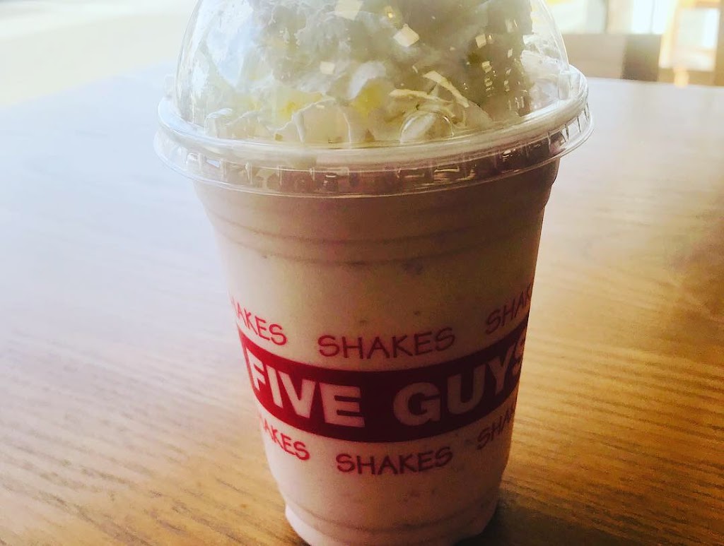 Five Guys | meal takeaway | 5000 E Main St Suite 2, Farmington, NM 87402, USA | 5052780156 OR +1 505-278-0156