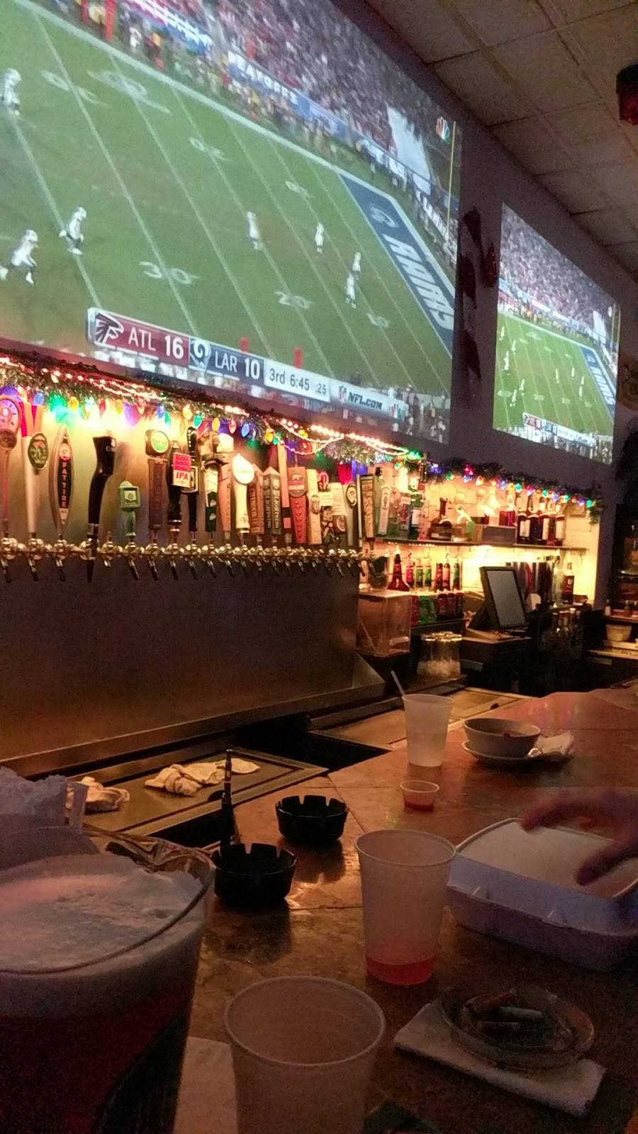 Hula Bar & Grill | restaurant | 759 E Railroad Ave, Verona, PA 15147, USA | 4128286919 OR +1 412-828-6919