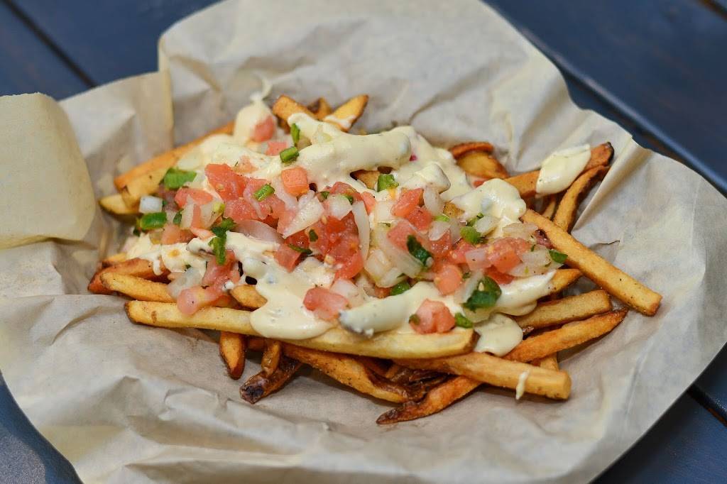 Groove House | restaurant | 12333 West Ave, San Antonio, TX 78216, USA | 2105982083 OR +1 210-598-2083