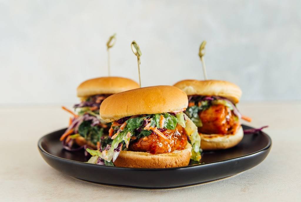 Anything’s Baked Potato | restaurant | 1326 Rosewood Ave, Austin, TX 78702, USA | 5122437702 OR +1 512-243-7702