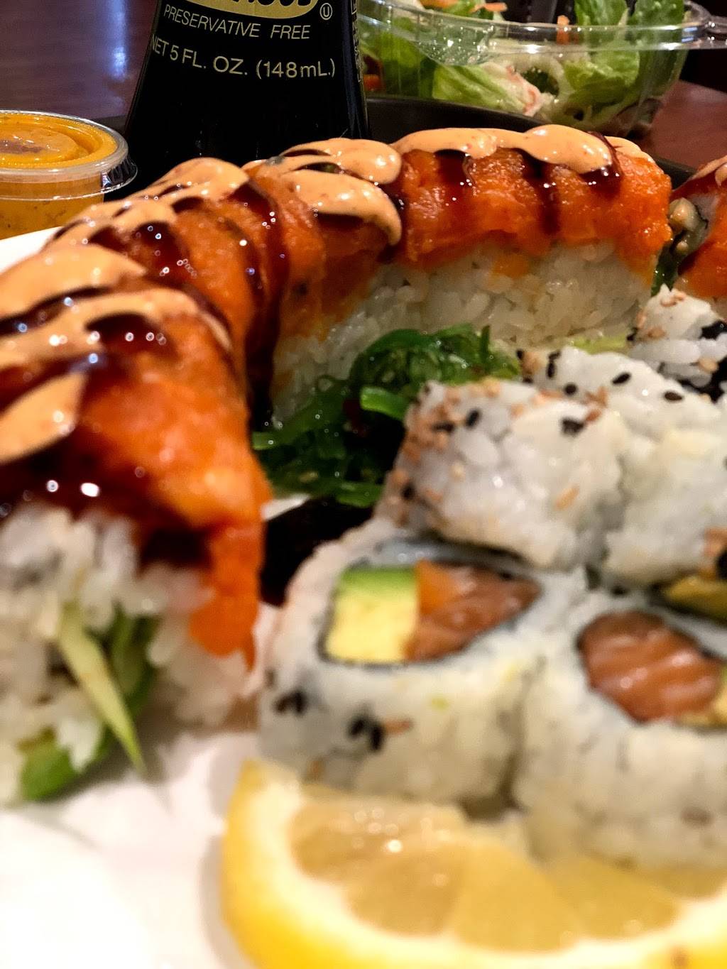 Charlies Place | restaurant | 1960 Madison Ave # 1, New York, NY 10035, USA | 2124100277 OR +1 212-410-0277