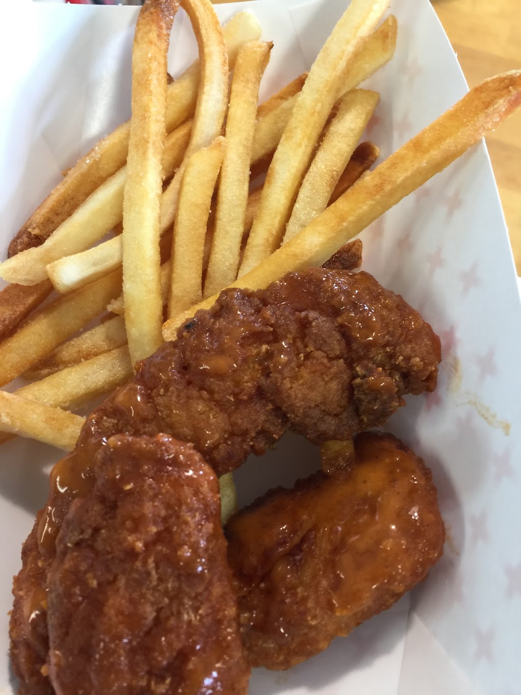 The Hungry Minnow | restaurant | 15 Harbor View Way, Nantucket, MA 02554, USA | 4153781674 OR +1 415-378-1674