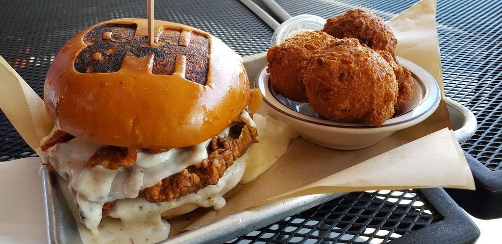 H Brothers | restaurant | 212 E Grand Ave, Escondido, CA 92025, USA | 4429995542 OR +1 442-999-5542