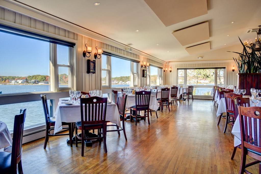 Pier 77 Restaurant | restaurant | 77 Pier Rd, Kennebunkport, ME 04046, USA | 2079678500 OR +1 207-967-8500