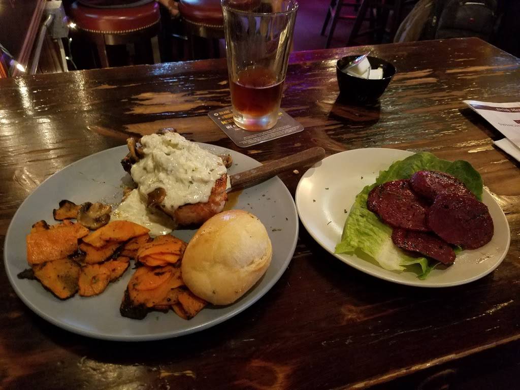 Swingin Door Exchange | restaurant | 219 E Michigan St, Milwaukee, WI 53202, USA | 4142768150 OR +1 414-276-8150