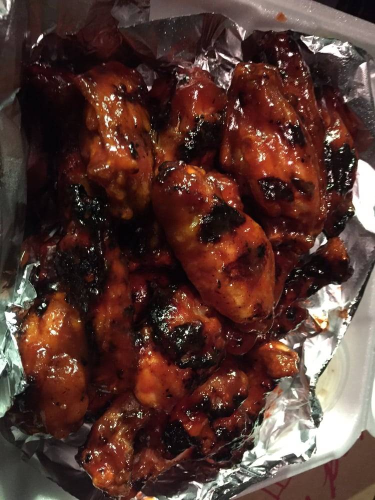 Tonys Pizzeria | restaurant | 3680 Harlem Rd, Buffalo, NY 14215, USA | 7168331700 OR +1 716-833-1700