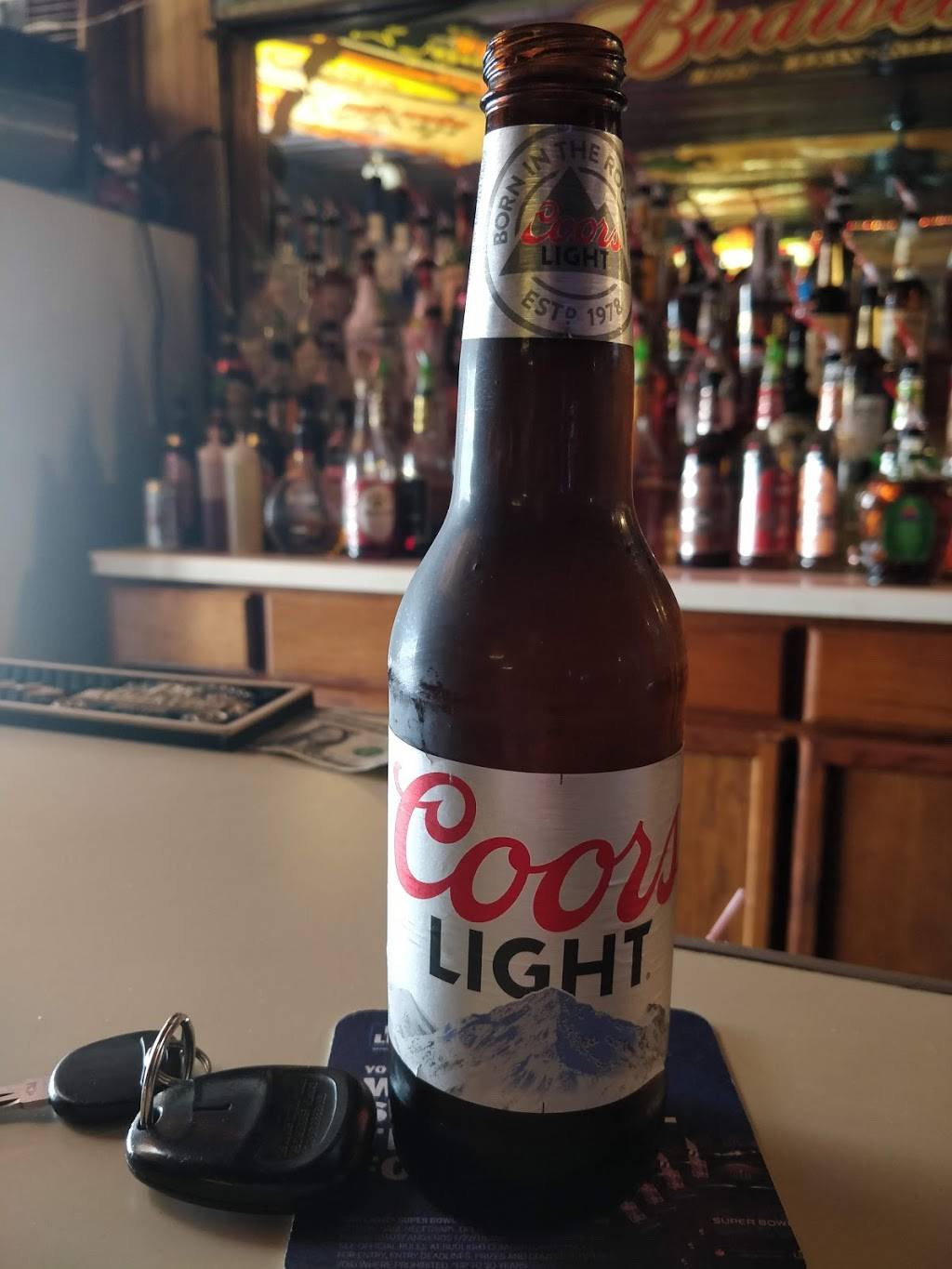 Finish Line Bar & Grill | restaurant | 1137 Bowman St, Mansfield, OH 44903, USA | 4197473200 OR +1 419-747-3200