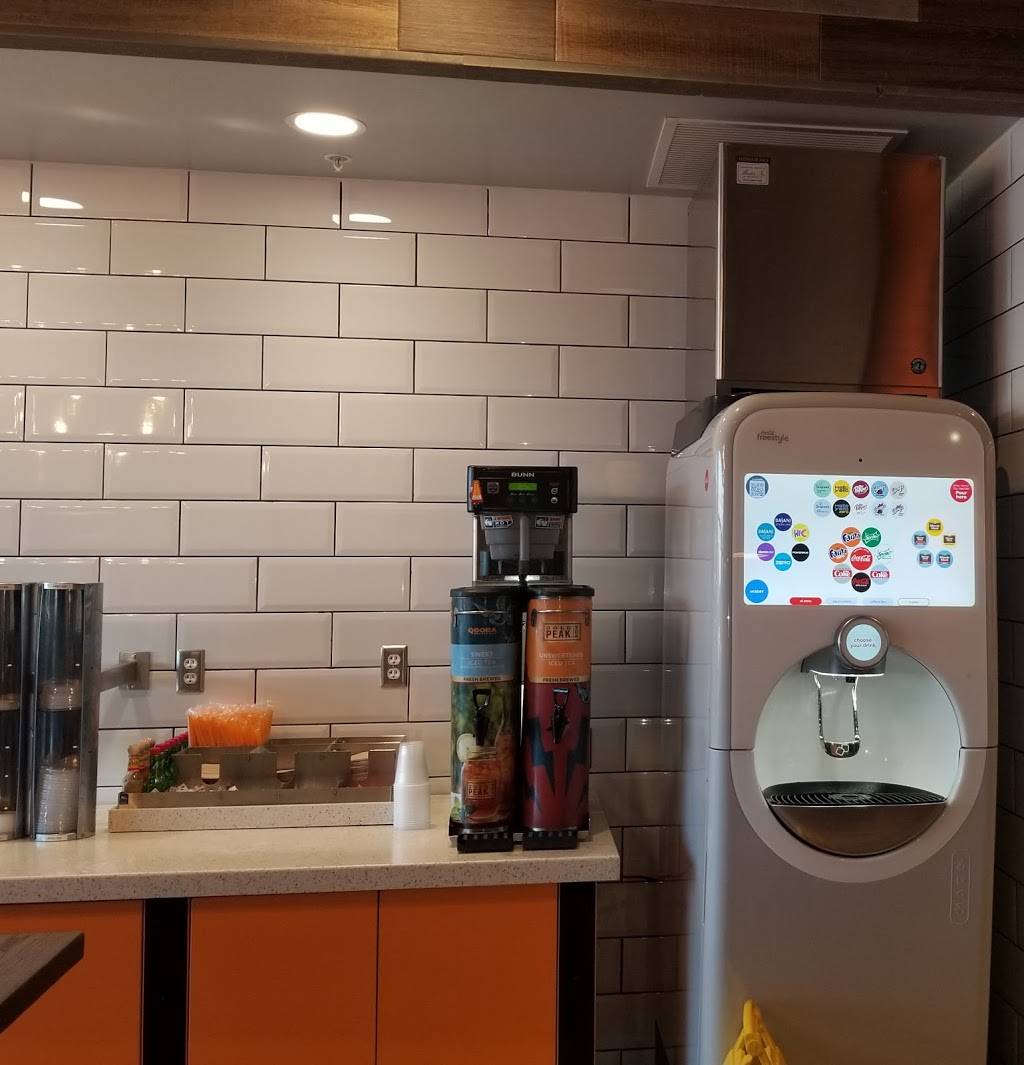 QDOBA Mexican Eats | restaurant | 1524 Miamisburg Centerville Rd, Dayton, OH 45458, USA | 9374391033 OR +1 937-439-1033