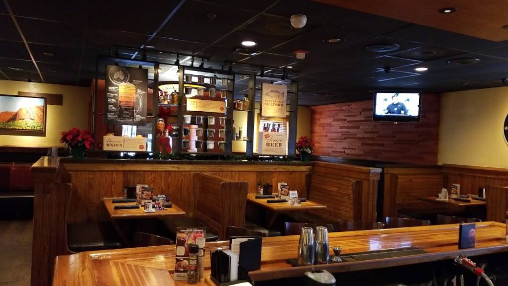 Outback Steakhouse | restaurant | 100 Southern Rd, Southern Pines, NC 28387, USA | 9106957000 OR +1 910-695-7000