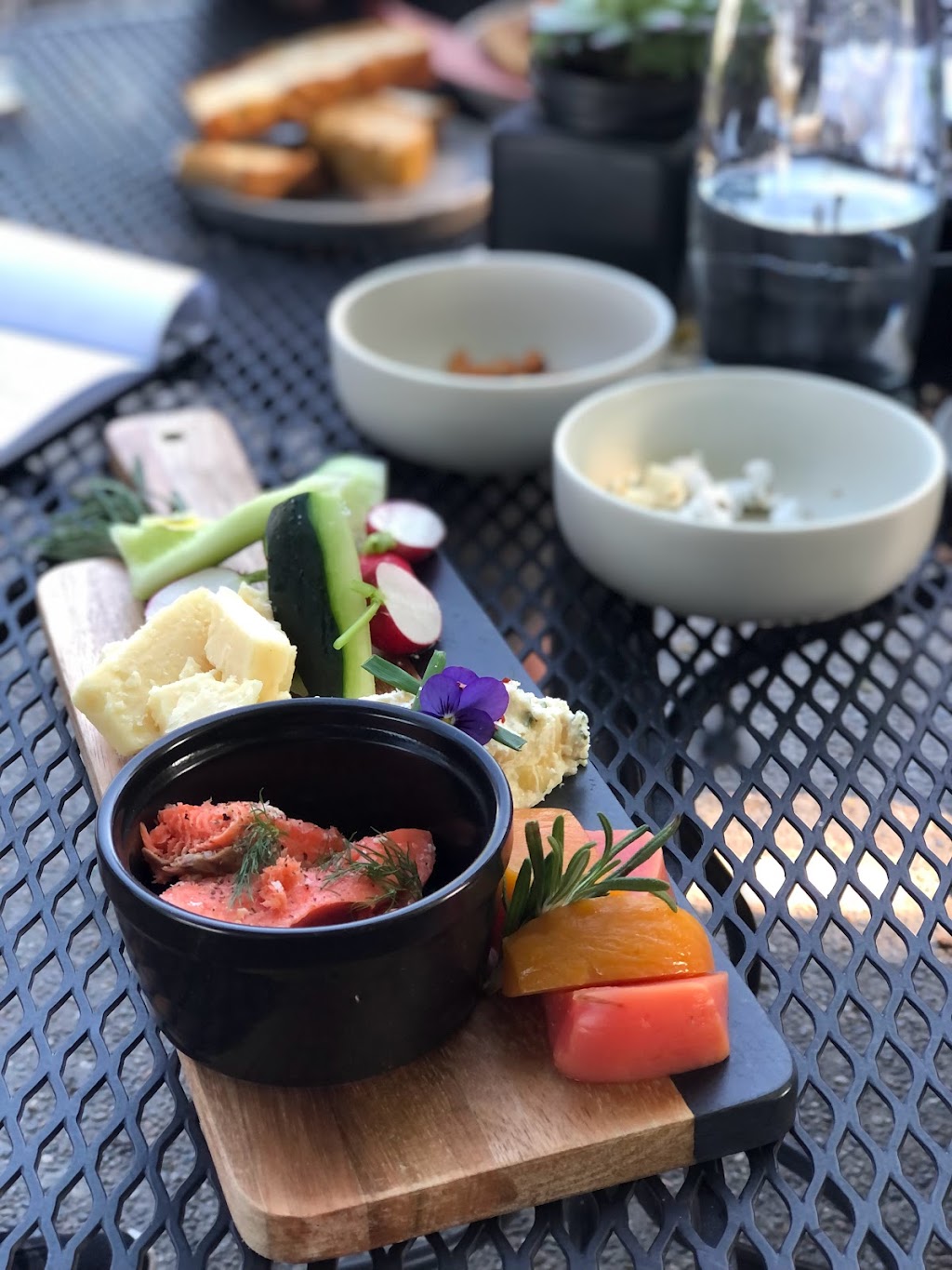 The Bank: Barroom & Eatery | restaurant | 105 S 1st Ave, Sandpoint, ID 83864, USA | 2089482952 OR +1 208-948-2952