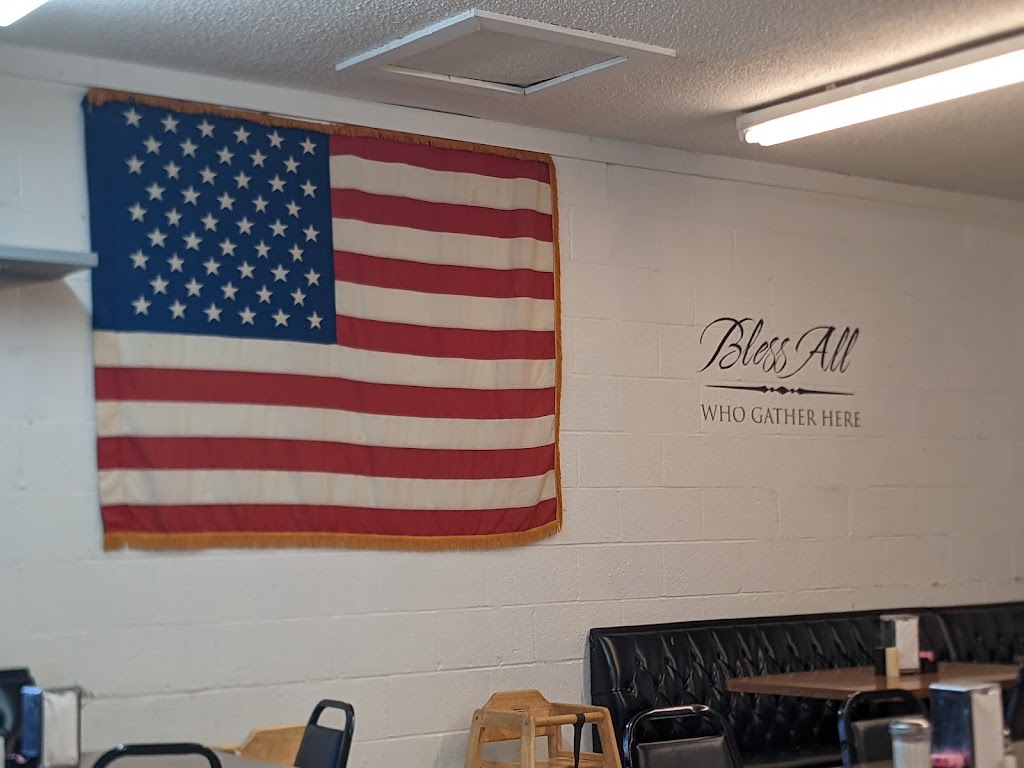 Hot Stuff Pizza | restaurant | 915 S Broadway, Laverne, OK 73848, USA | 5809213302 OR +1 580-921-3302