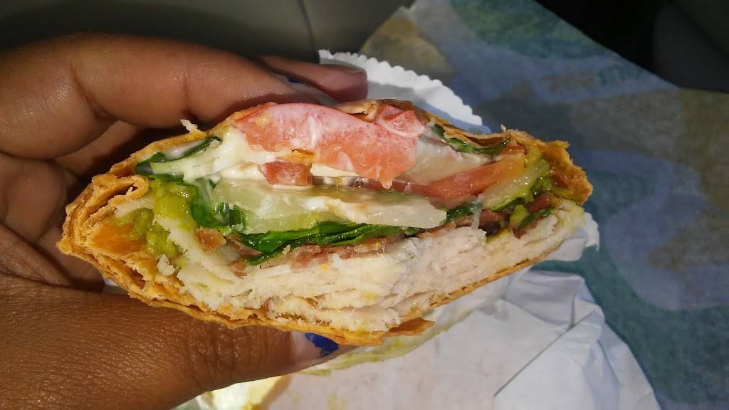 Subway | meal takeaway | 4270 Main St, Springfield, OR 97478, USA | 5417363941 OR +1 541-736-3941