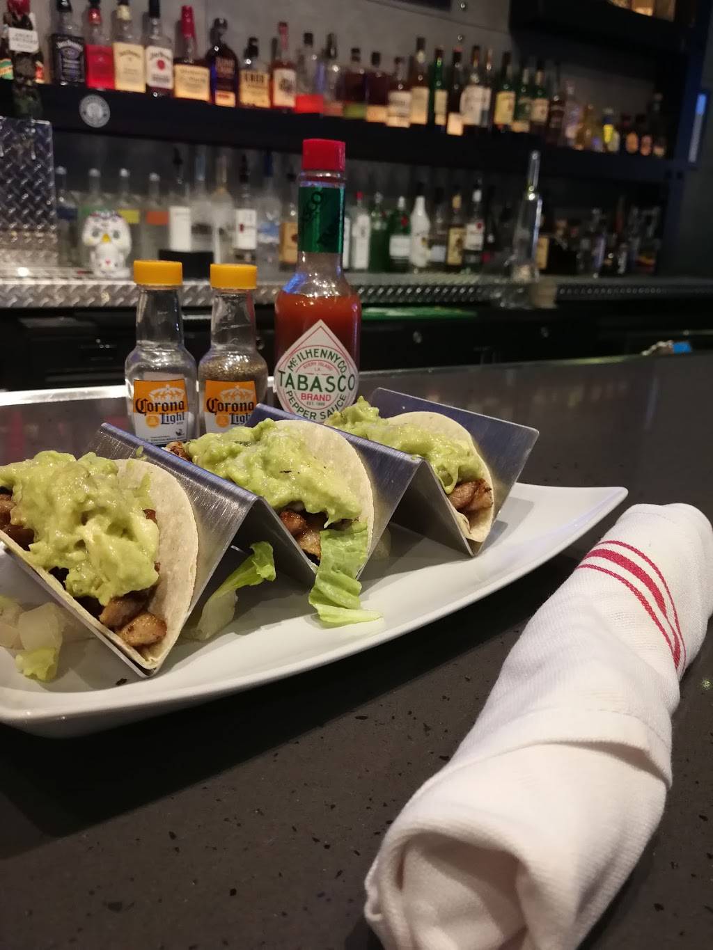 El Jefe Sport Cantina | restaurant | 186 Dyckman St, New York, NY 10040, USA | 6464550155 OR +1 646-455-0155