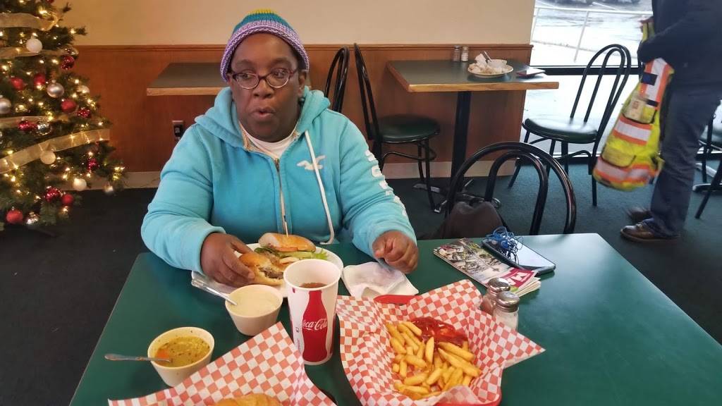 Joes Deli | restaurant | 3216 20th St E, Fife, WA 98424, USA | 2539266994 OR +1 253-926-6994