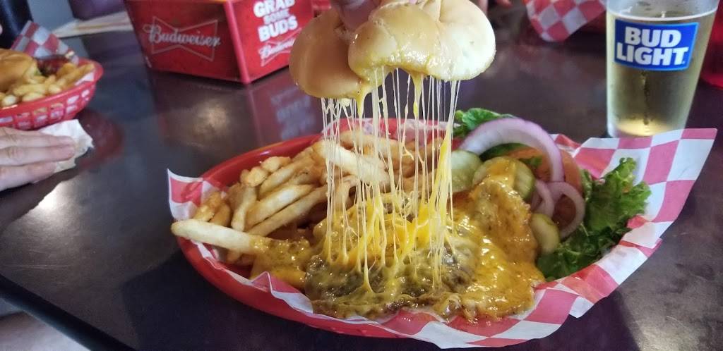 The Water Tower Bar & Grill | restaurant | 458 Rock Hill Rd, Jefferson City, MO 65109, USA | 5736354536 OR +1 573-635-4536