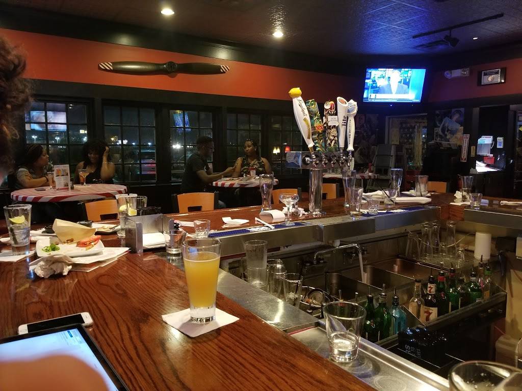 TGI Fridays | restaurant | 6915 West 38th Street, Indianapolis, IN 46254, USA | 3173478443 OR +1 317-347-8443