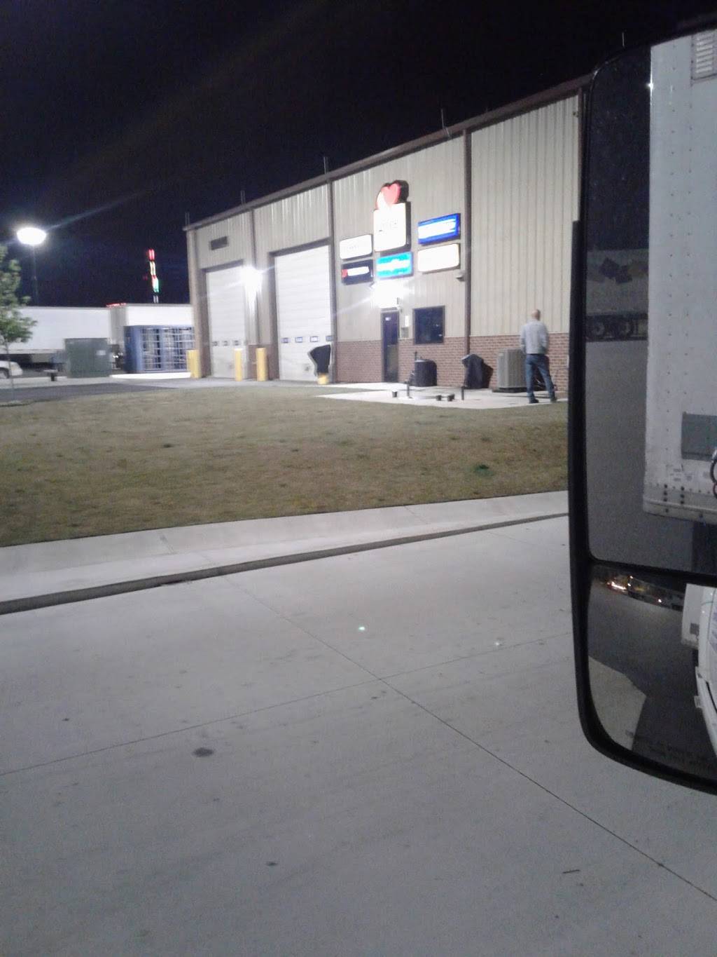 Godfathers Pizza Express | restaurant | 1190 Frank Amerson Parkway, Macon, GA 31216, USA | 4787858717 OR +1 478-785-8717