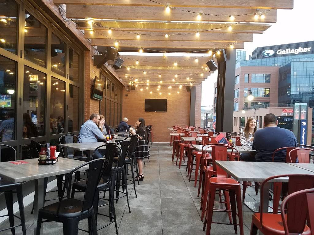 Smoke Daddy BBQ - Wrigleyville | restaurant | 3636 N Clark St, Chicago, IL 60613, USA | 7732272583 OR +1 773-227-2583