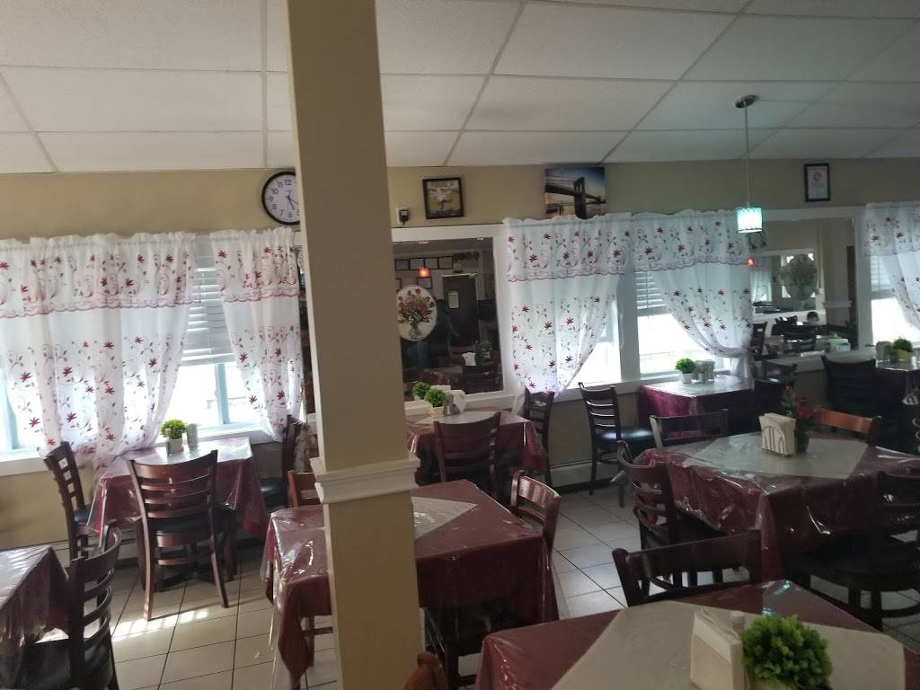 Three Diamonds Restaurant | restaurant | 279 Montauk Hwy, Westhampton Beach, NY 11978, USA | 6312888807 OR +1 631-288-8807