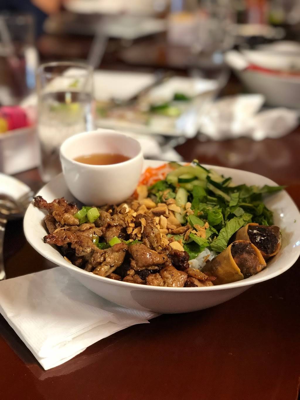 Le House Vietnamese Restaurant | restaurant | 595 W Church St Suite L, Orlando, FL 32805, USA | 4075307024 OR +1 407-530-7024