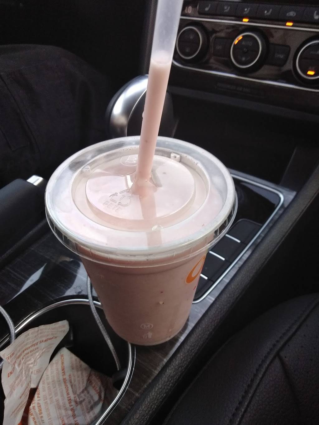 Dairy Queen Grill & Chill | restaurant | 2118 Gunbarrel Rd, Chattanooga, TN 37421, USA | 4237025917 OR +1 423-702-5917