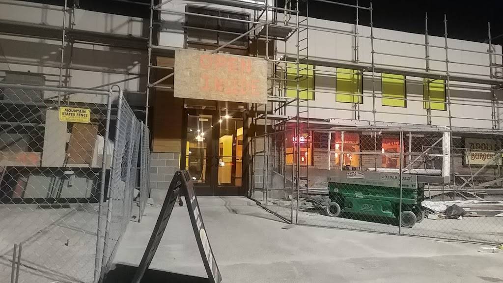 Apollo Burger | restaurant | 1847 W 5400 S, Taylorsville, UT 84129, USA | 8019677607 OR +1 801-967-7607