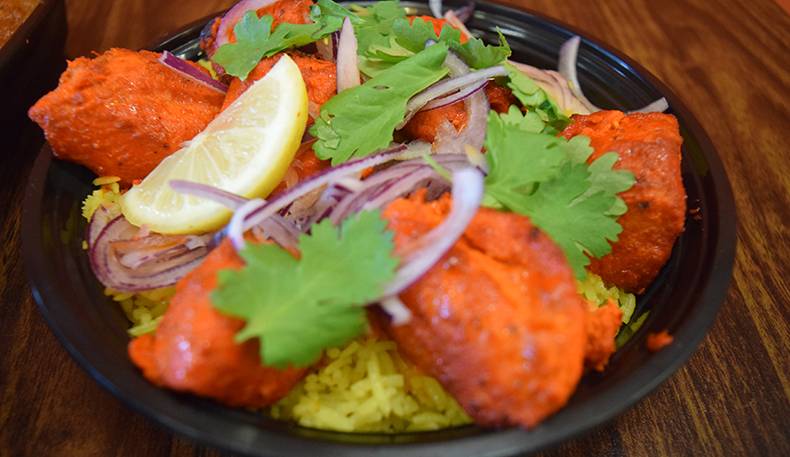 Shalom India | restaurant | 7700 Bathurst St, Thornhill, ON L4J 7Y3, Canada | 9055973323 OR +1 905-597-3323