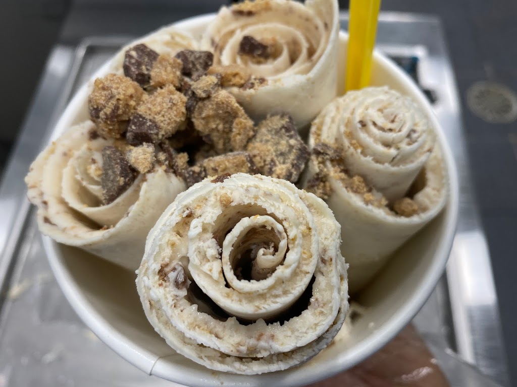 Frozen Dune Rolled Ice Cream & Coffee | cafe | 2052 Scenic Gulf Dr #103, Miramar Beach, FL 32550, USA | 8508424777 OR +1 850-842-4777