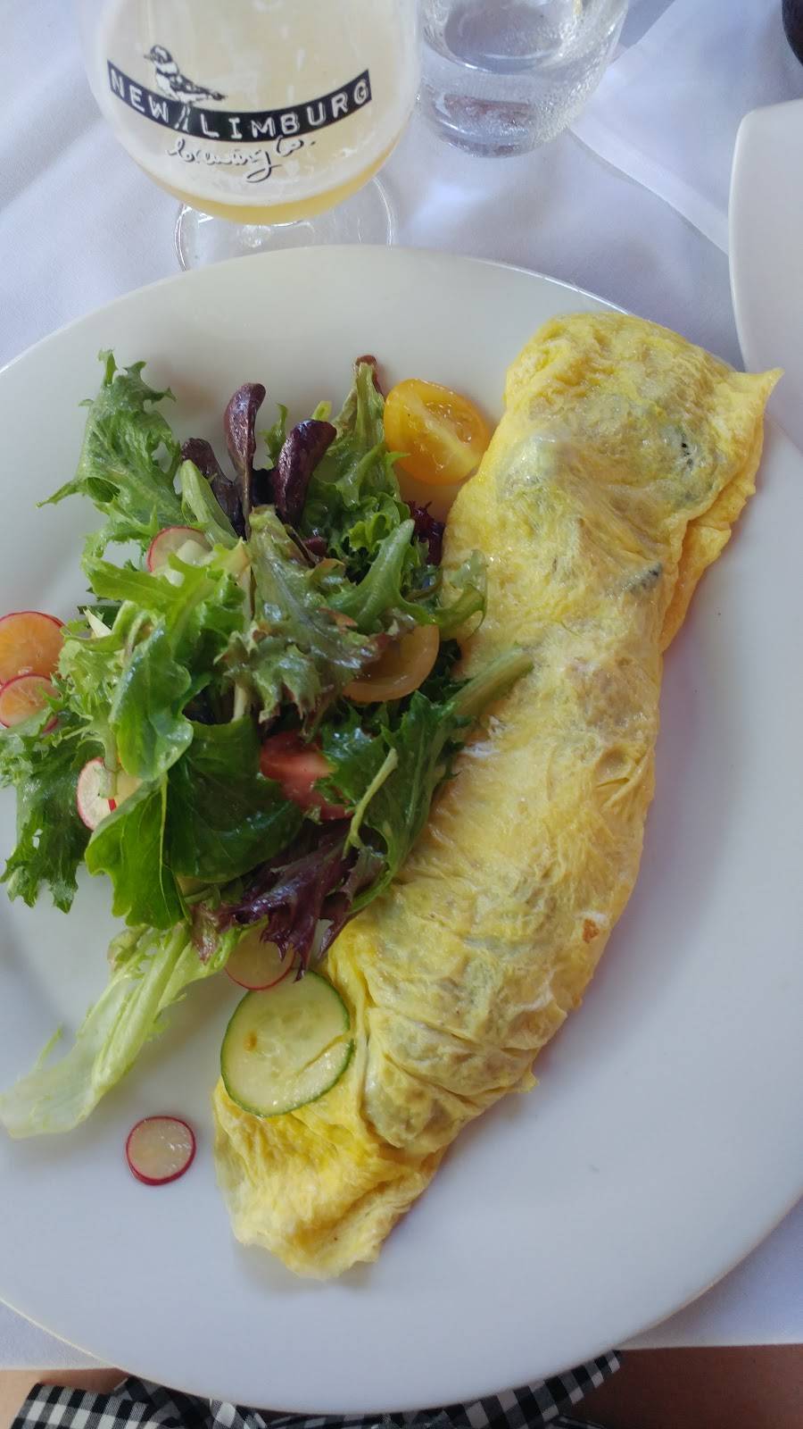 Sixthirtynine | restaurant | 639 Peel St, Woodstock, ON N4S 1K9, Canada | 5195369602 OR +1 519-536-9602