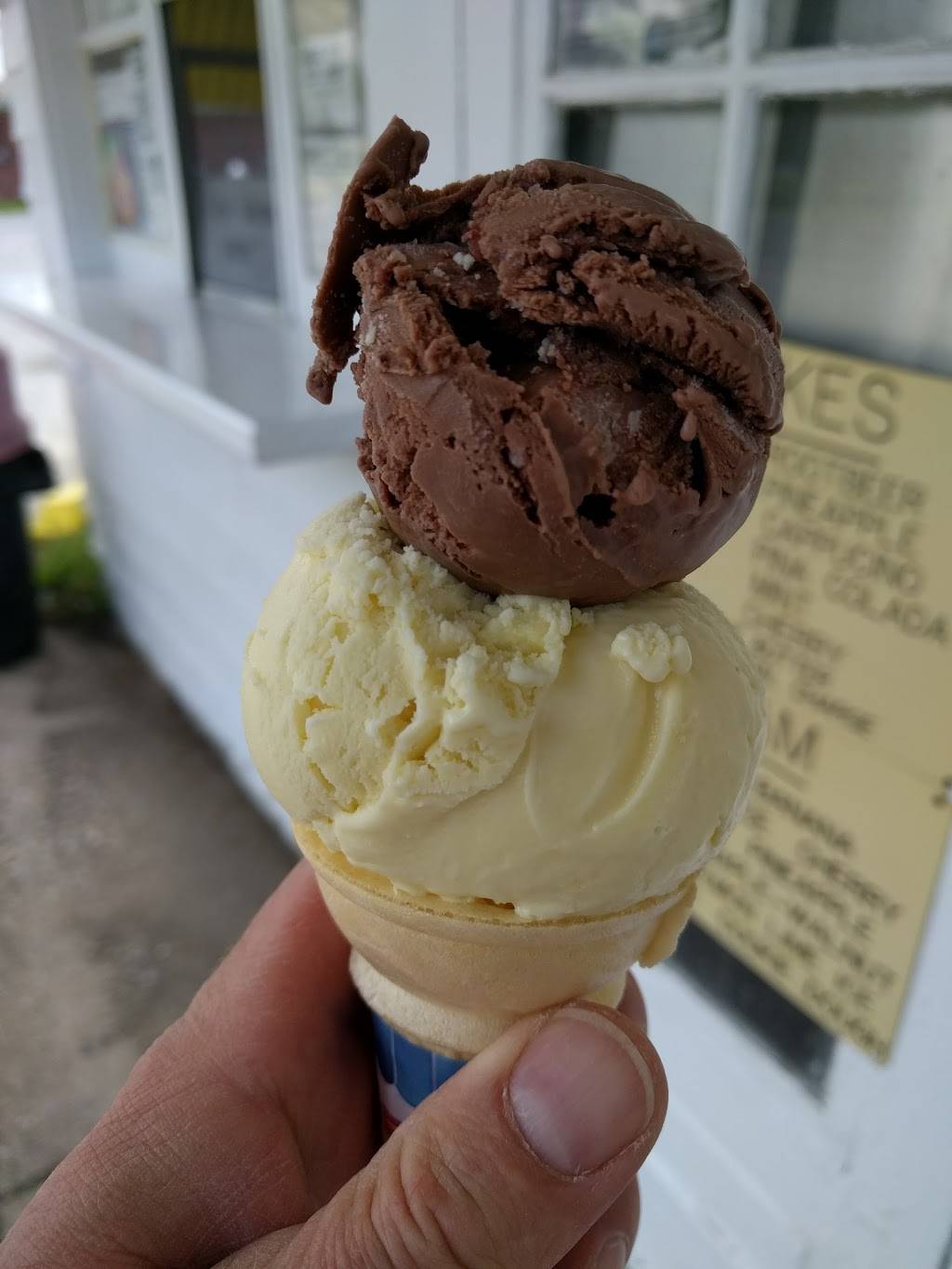 Hudocks custard stand | restaurant | 544 Quinton Rd, Salem, NJ 08079, USA | 8569355224 OR +1 856-935-5224