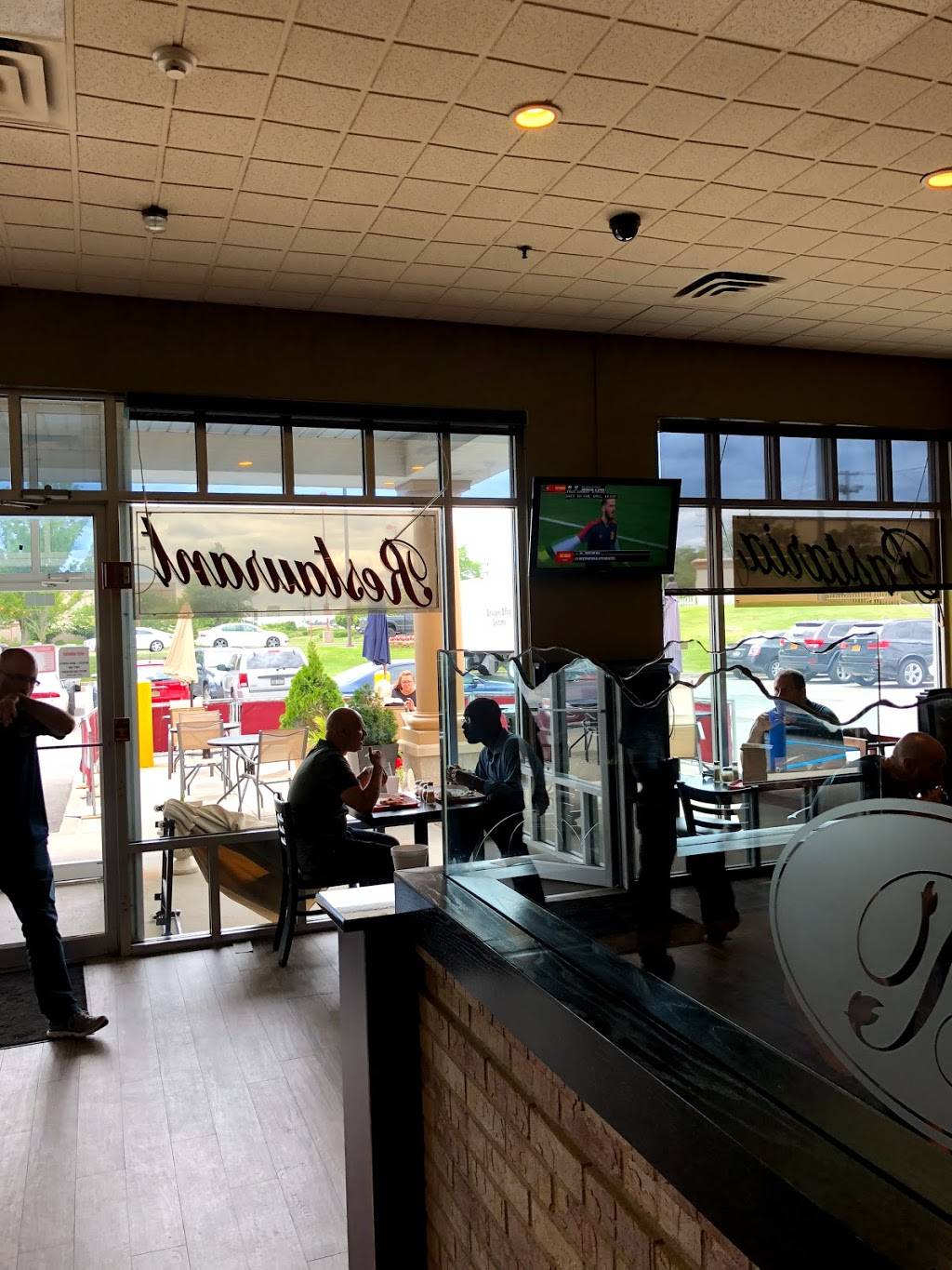 Bellagio Pizzeria Restaurant & Catering | restaurant | 211 Airport Plaza Blvd, Farmingdale, NY 11735, USA | 6317778282 OR +1 631-777-8282