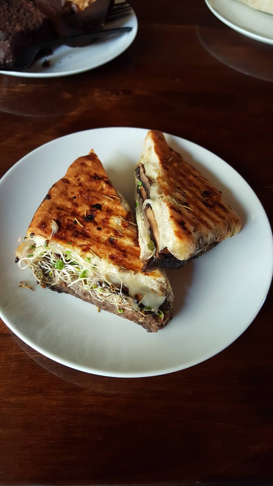 Lift Coffee Roasters | cafe | 6701 Greenleaf Ave, Whittier, CA 90601, USA | 5626321111 OR +1 562-632-1111