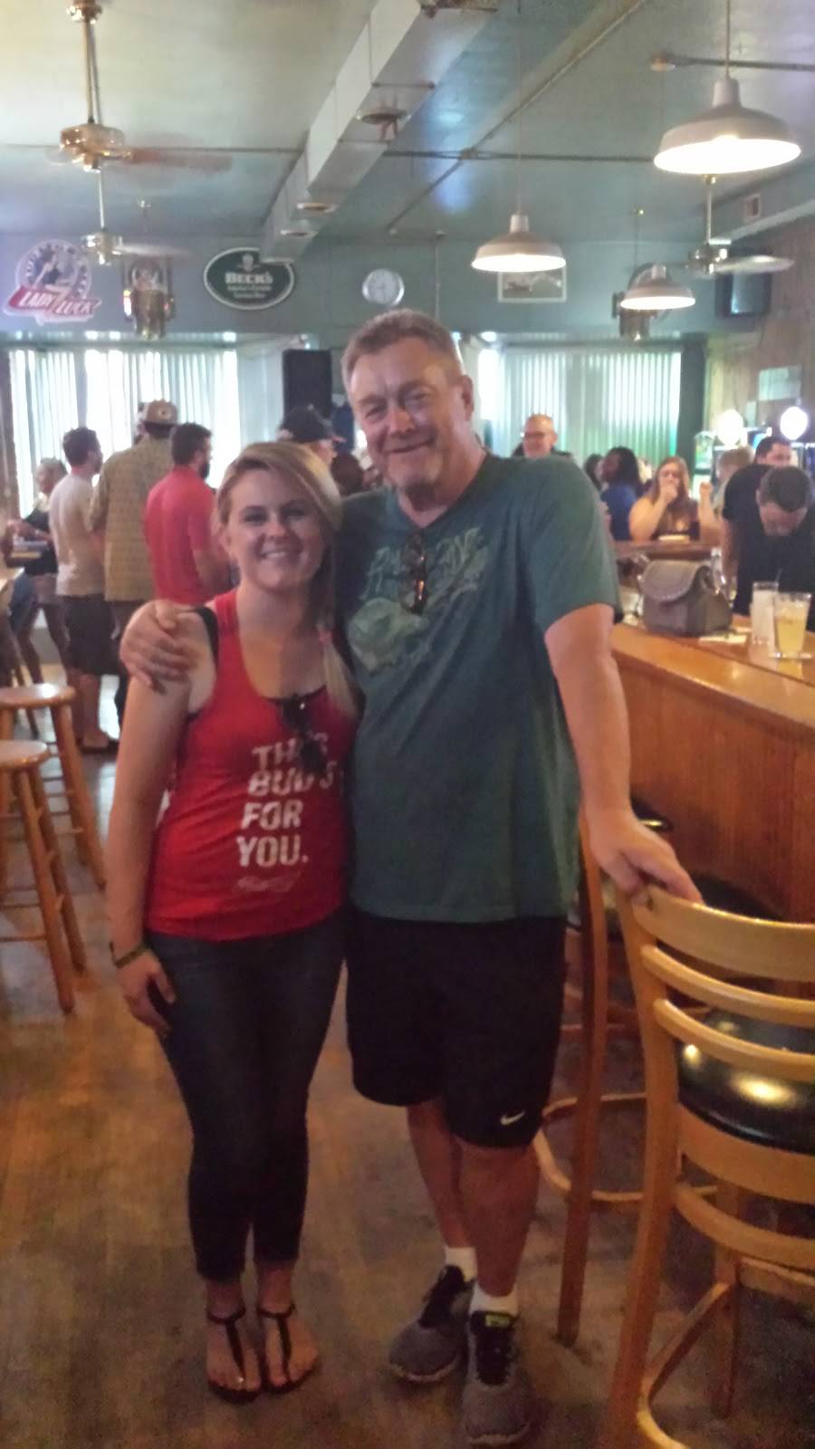 KJs Bar & Grill | restaurant | 518 E Lincoln Hwy, DeKalb, IL 60115, USA | 8157482577 OR +1 815-748-2577