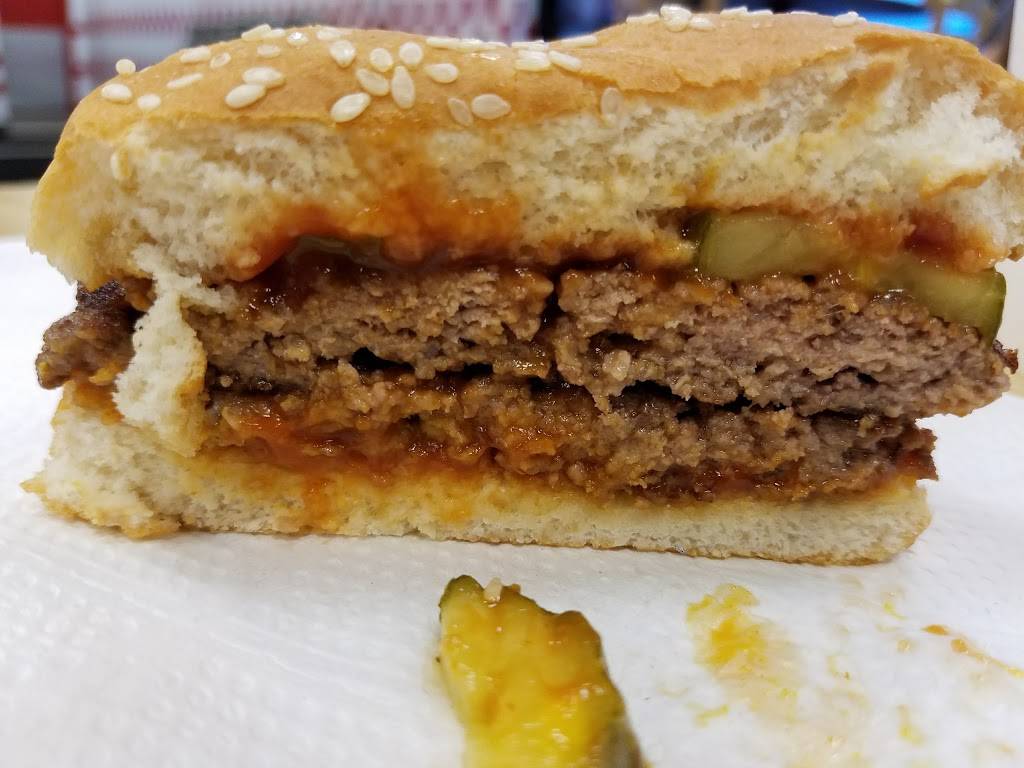 Five Guys | meal takeaway | 6000 Northwest Hwy, Crystal Lake, IL 60014, USA | 8154790430 OR +1 815-479-0430