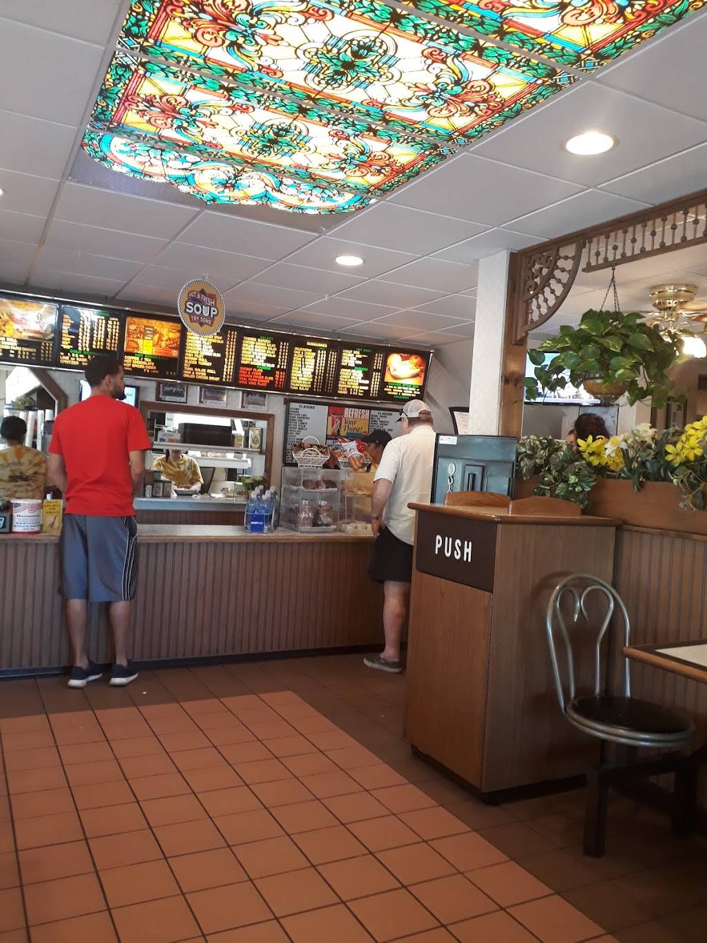 Heritage Farm Ice Cream & Restaurant | restaurant | 163 Pawtucket Blvd, Lowell, MA 01854, USA | 9784590802 OR +1 978-459-0802