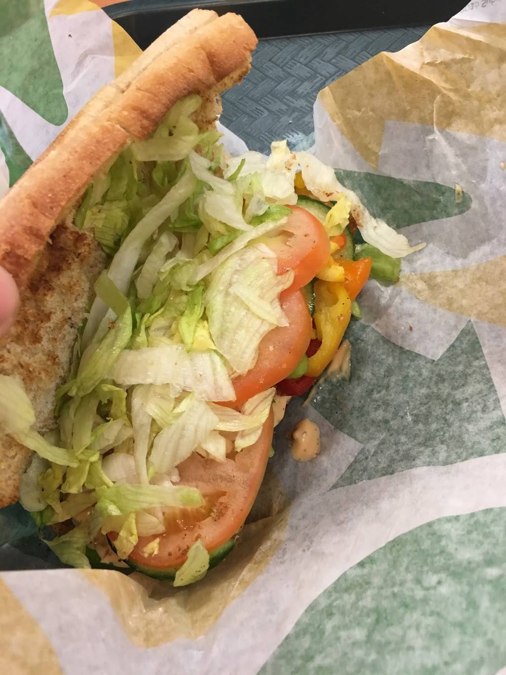 Subway | restaurant | Place Repentigny, 173 Rue Notre-Dame, Repentigny, QC J6A 5L3, Canada | 4505827060 OR +1 450-582-7060