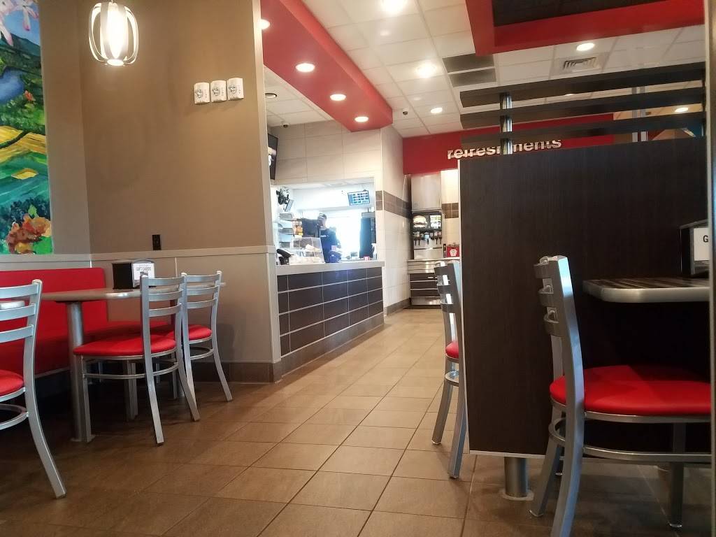 Hardees | restaurant | 811 Kidder St, Wilkes-Barre, PA 18702, USA | 5702356974 OR +1 570-235-6974