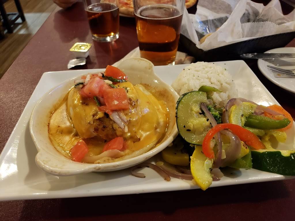 Riccardos | restaurant | 11783 US-441, Belleview, FL 34420, USA | 3526935828 OR +1 352-693-5828