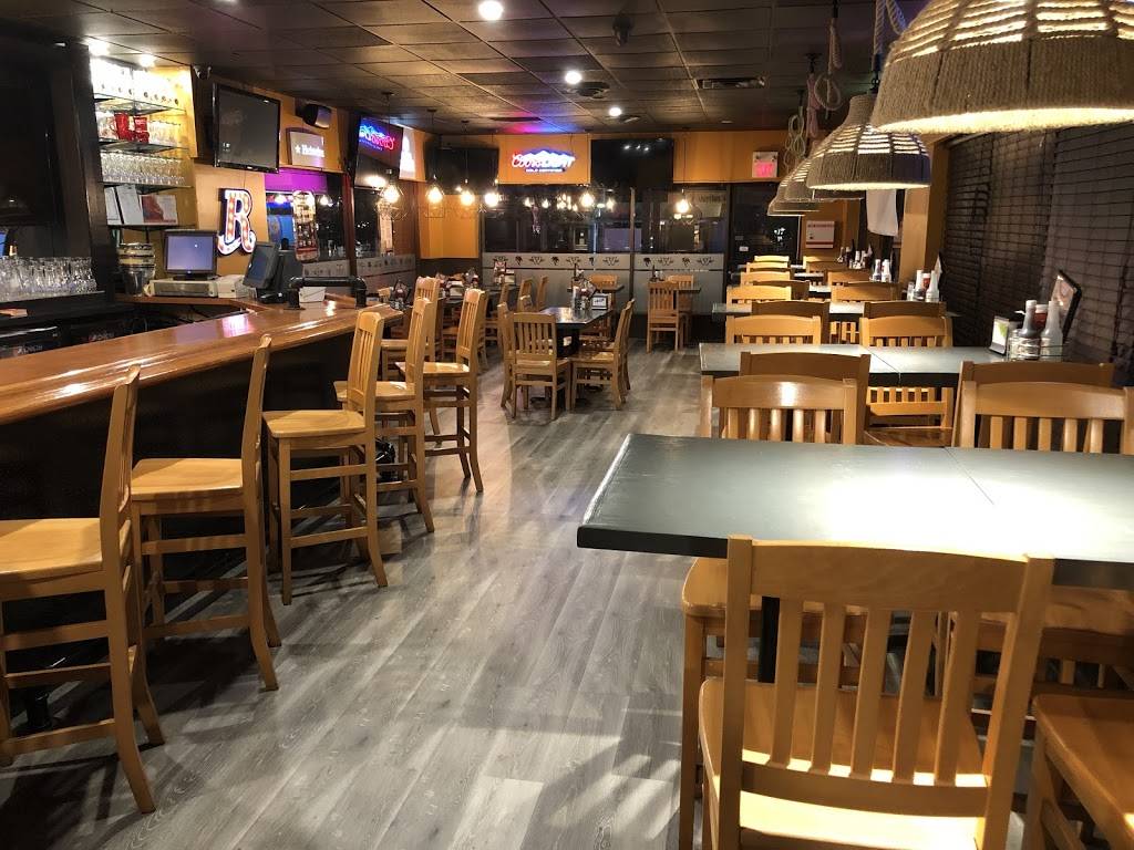 Wild Wing Toronto Bayview | restaurant | 666 Millwood Rd, Toronto, ON M4S 1K8, Canada | 4169019464 OR +1 416-901-9464