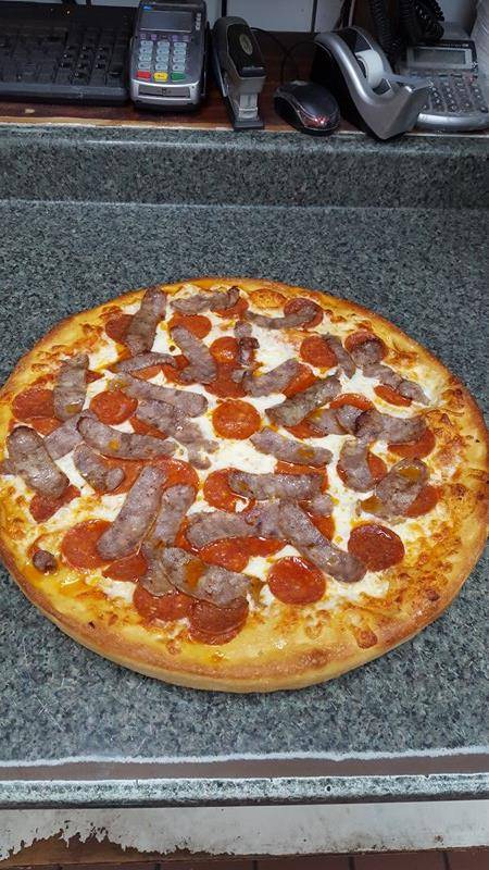 Locust Valley Pizza Cafe | restaurant | 192 Forest Ave, Locust Valley, NY 11560, USA | 5166763370 OR +1 516-676-3370