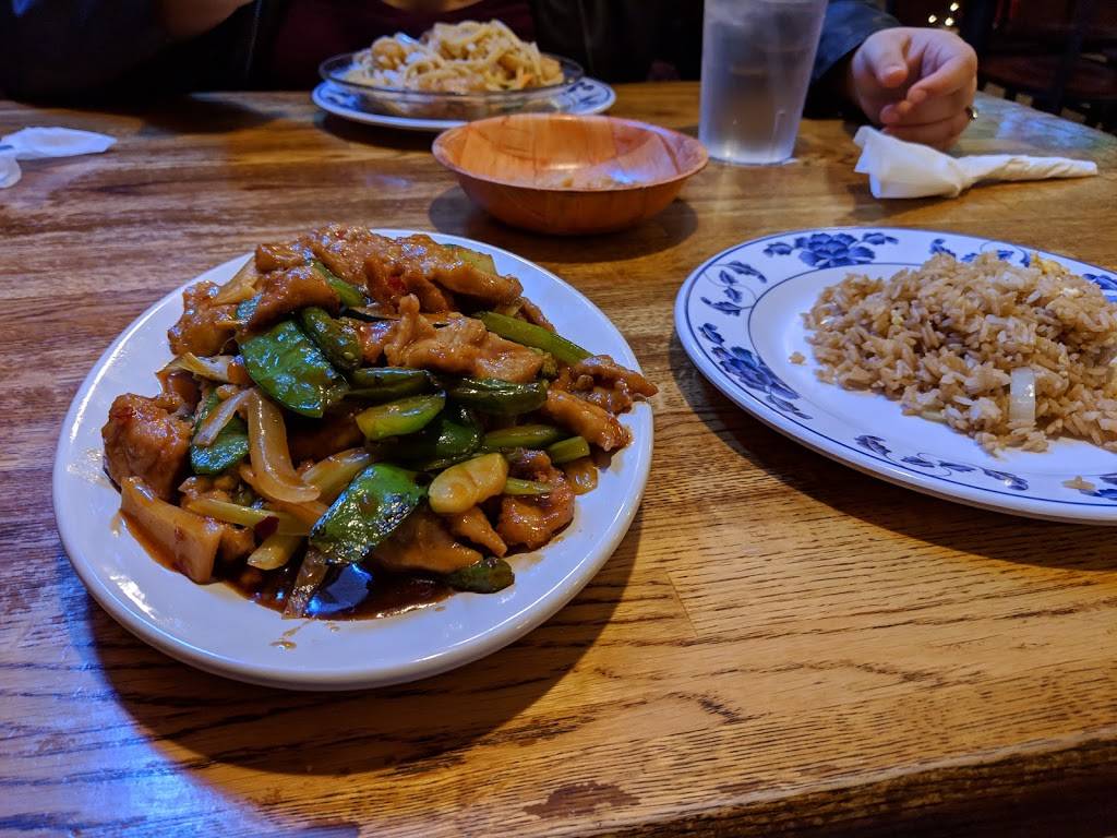 Hunan Palace | restaurant | 115 Lovelace Ave, Martin, TN 38237, USA | 7315885688 OR +1 731-588-5688