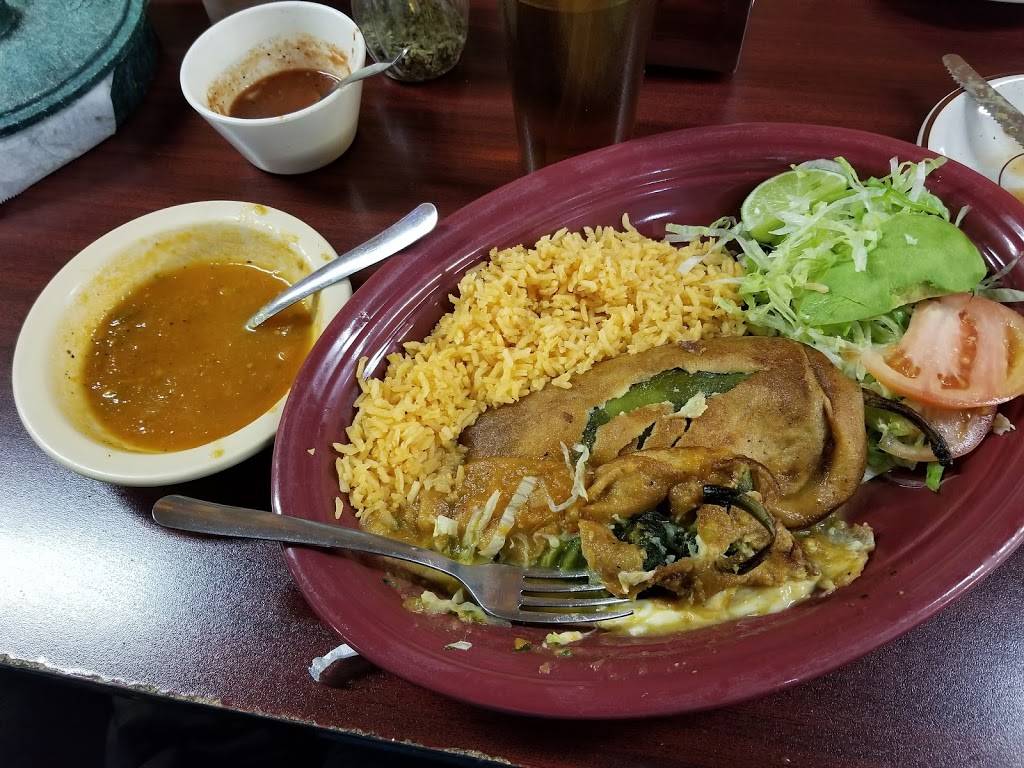 Nuevo Poncitlan | restaurant | 6322 W 26th St, Berwyn, IL 60402, USA | 7084845944 OR +1 708-484-5944