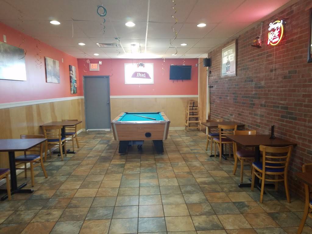 Tequilas | restaurant | 733 Lakewood Rd, Waterbury, CT 06704, USA | 2035275628 OR +1 203-527-5628