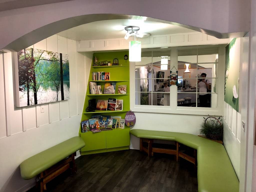 Vegetarian House | restaurant | 520 E Santa Clara St, San Jose, CA 95112, USA | 4082923798 OR +1 408-292-3798