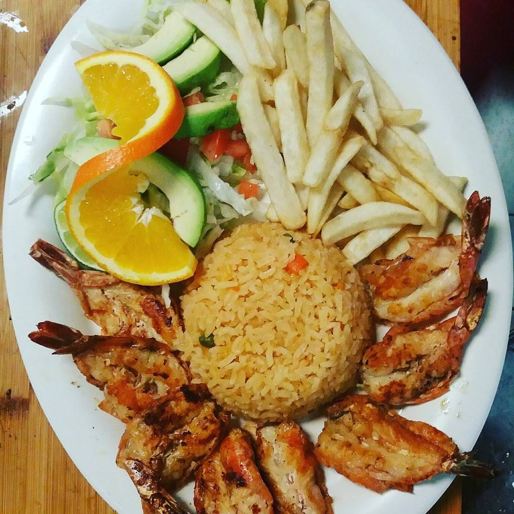 El Huarache De Maria | restaurant | 5108 W Fullerton Ave, Chicago, IL 60639, USA | 7736885024 OR +1 773-688-5024