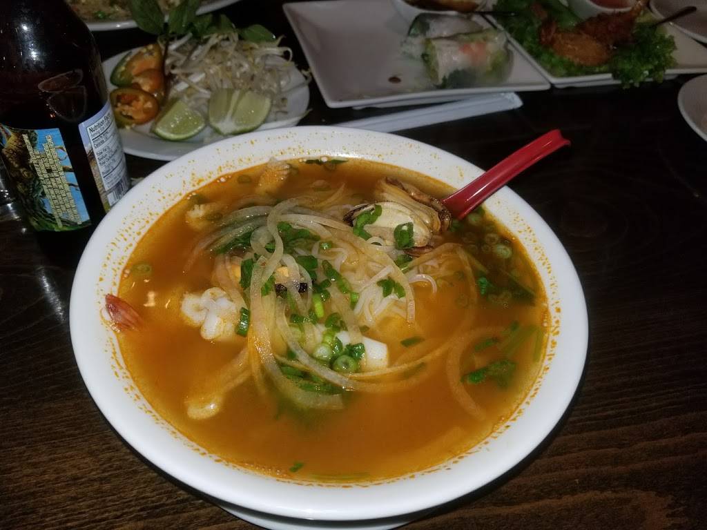 AZ Pho & Grill | restaurant | 1674 N Higley Rd Ste 104, Gilbert, AZ 85234, USA | 4802193997 OR +1 480-219-3997
